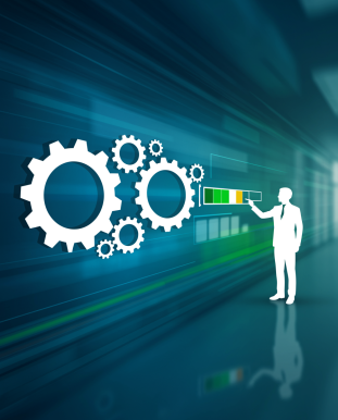 "Imagen vectorial dinámica de eficiencia con iconos de engranajes blancos en movimiento y silueta de un empresario supervisando una barra de progreso, en tonos corporativos de azul y verde."